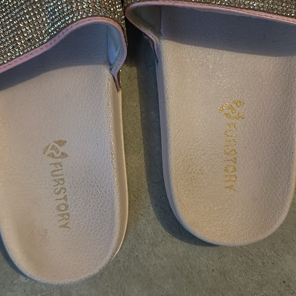 Sparkly pink slides - only worn once - Picture 3 of 4